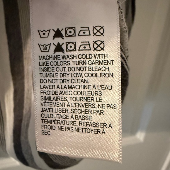 NWT Lucky Brand | Grey and White Striped Button Down Blouse | Size M - Picture 4 of 8